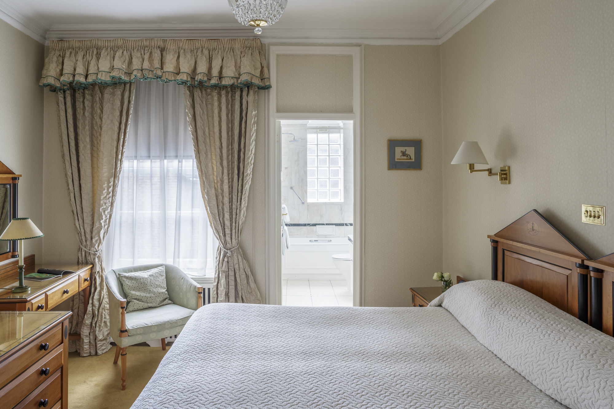 44 Curzon Street By Mansley Апарт-отель Лондон